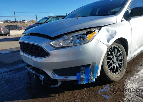 2018 Ford Focus S from USA, damaged, VIN 1FADP3E20JL287919